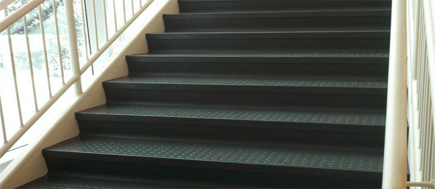 Johnsonite Rubber Stair Treads